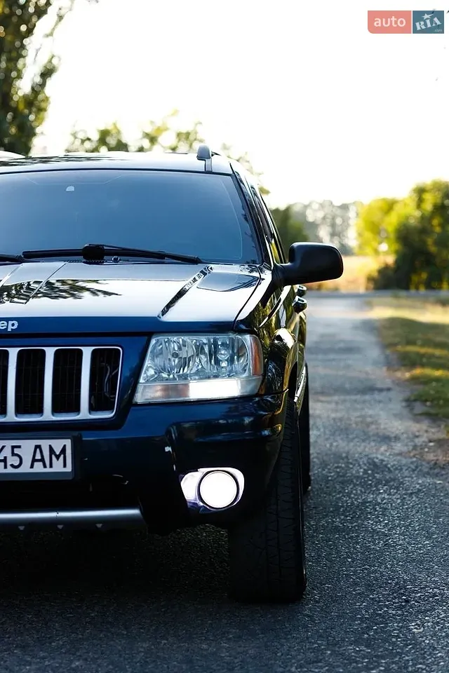 Jeep Grand Cherokee 2005 photo 4