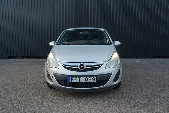 Opel Corsa 2013 photo 3