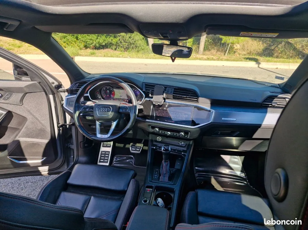 Audi Q3 2021 photo 3