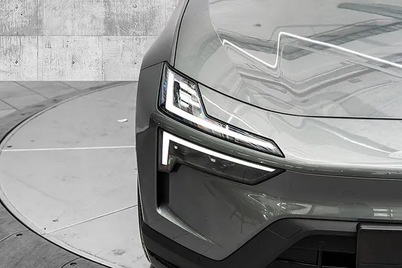 Polestar 4 2026 photo 4
