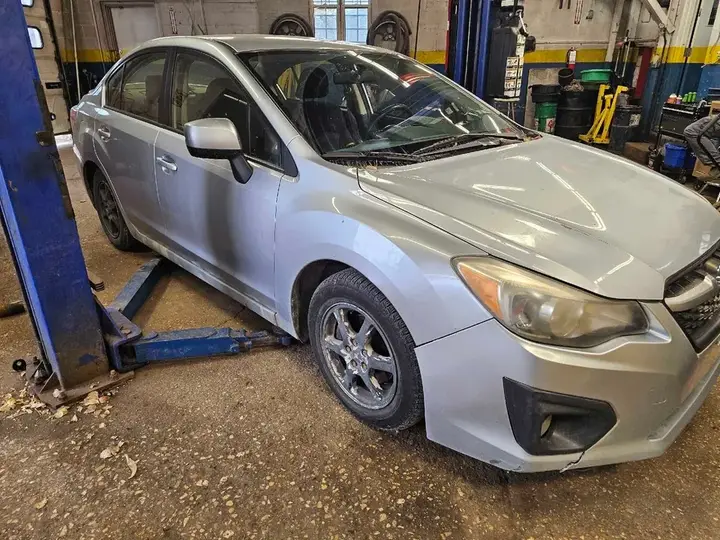 Subaru Impreza 2013 photo 2