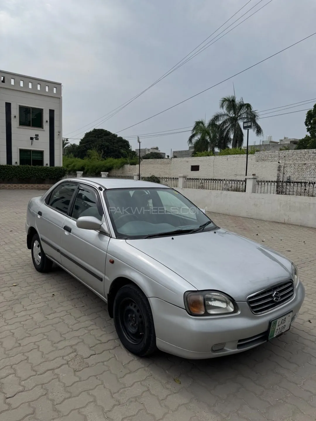 Suzuki Baleno