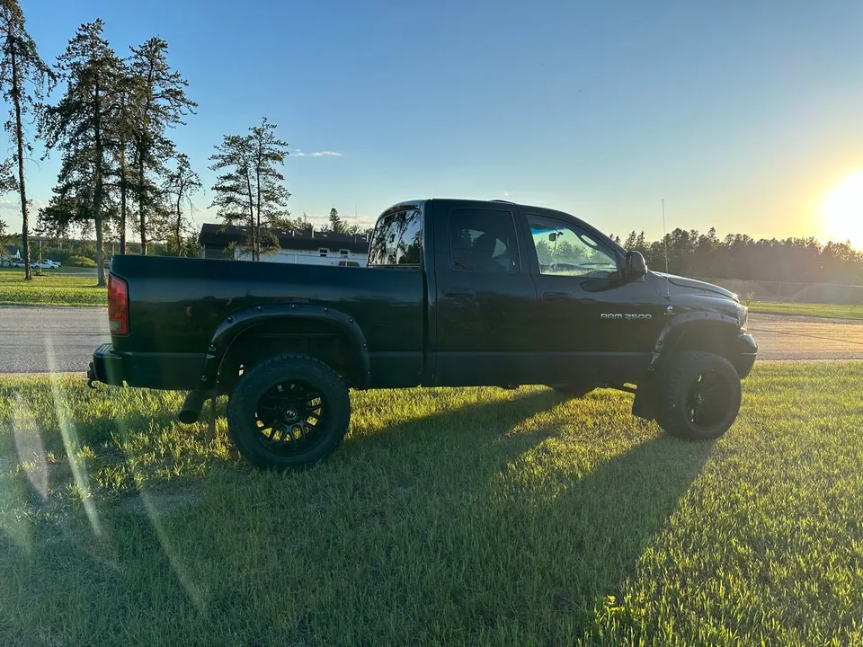 Dodge Ram 2500 2006 photo 4