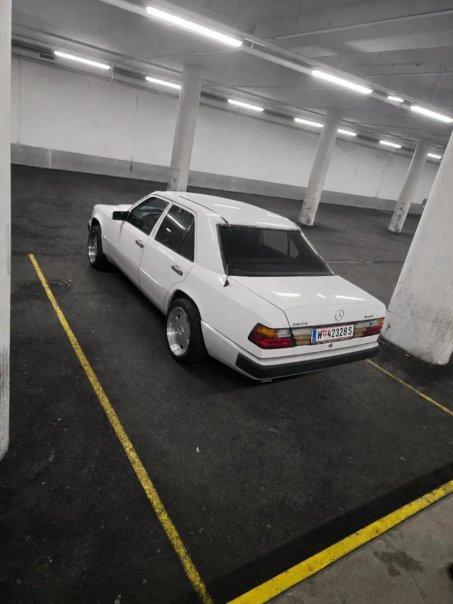 Mercedes-Benz Eklasse