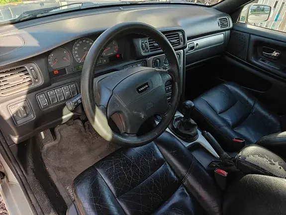 Volvo V70 2000 photo 4