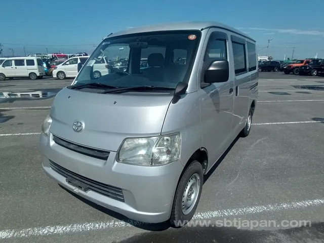 Toyota Liteace Van 2019 photo 2