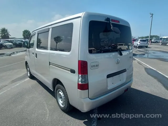 Toyota Liteace Van 2019 photo 3