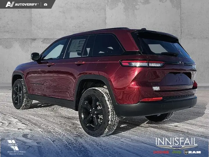 Jeep Grand Cherokee 2025 photo 4
