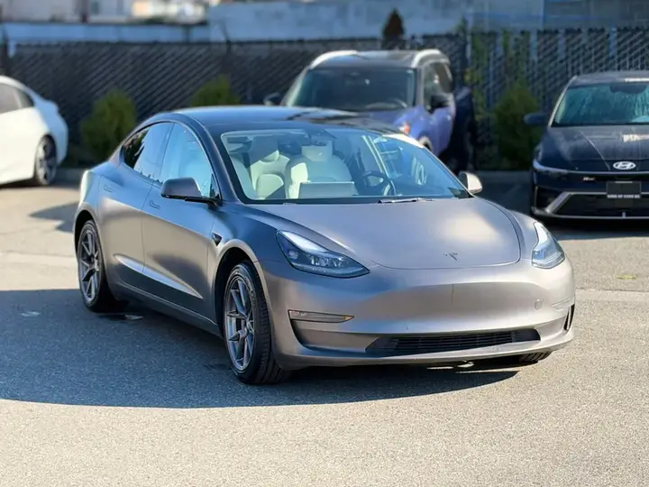 Tesla Model 3 2021 photo 3