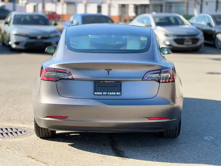 Tesla Model 3 2021 photo 5
