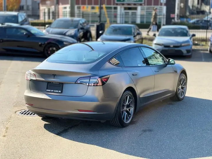 Tesla Model 3 2021 photo 4