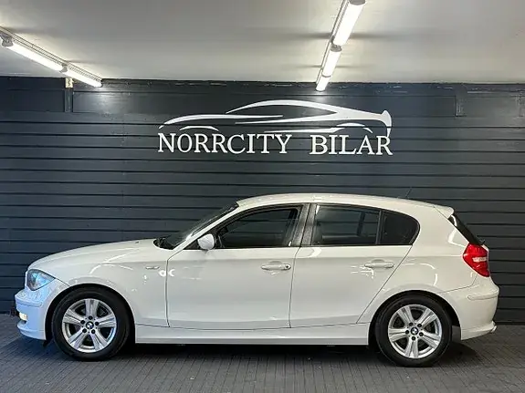 BMW 118D 2009 photo 2