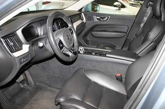 Volvo Xc60 2018 photo 4