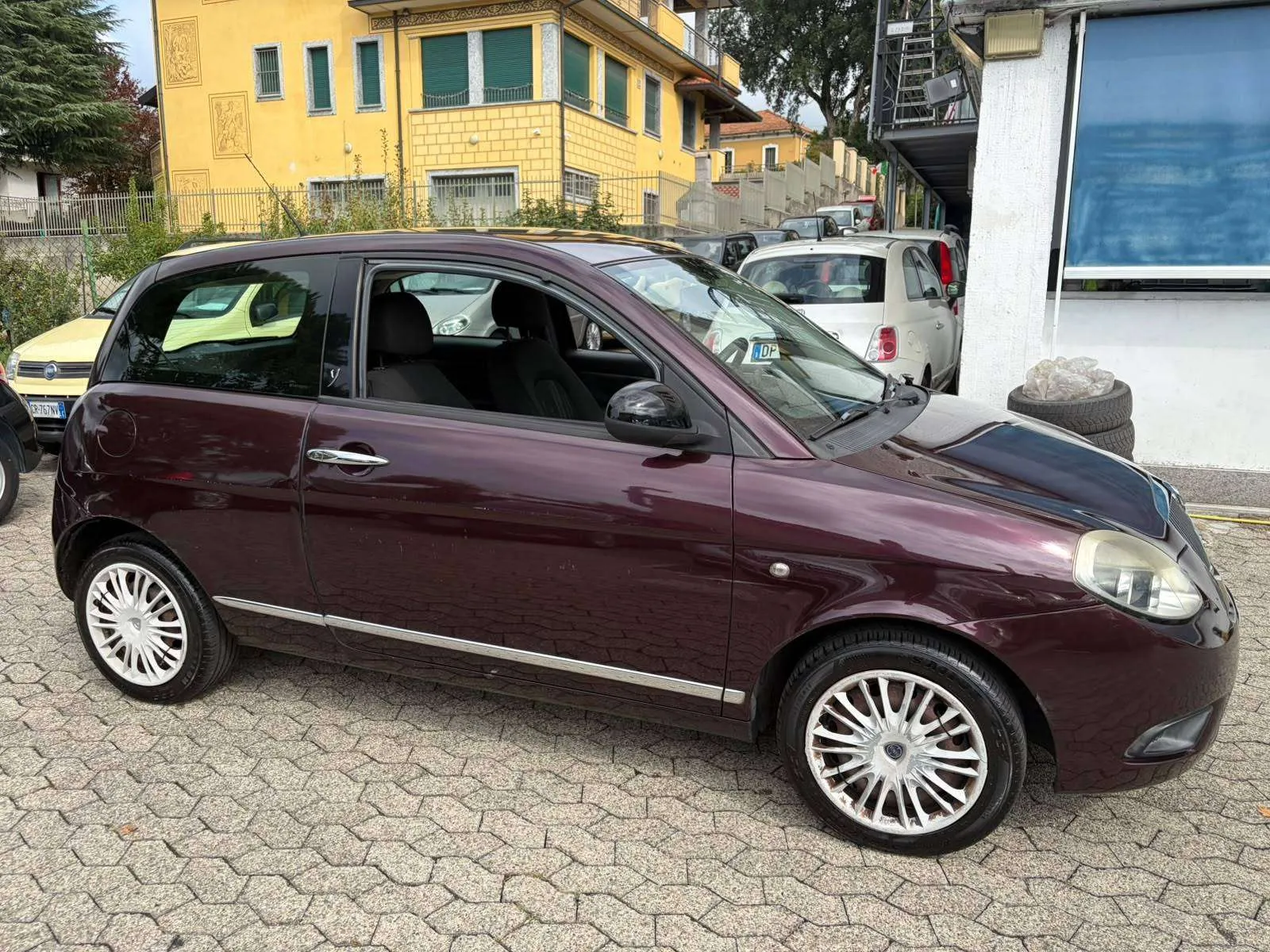 Lancia Ypsilon 2011 photo 3