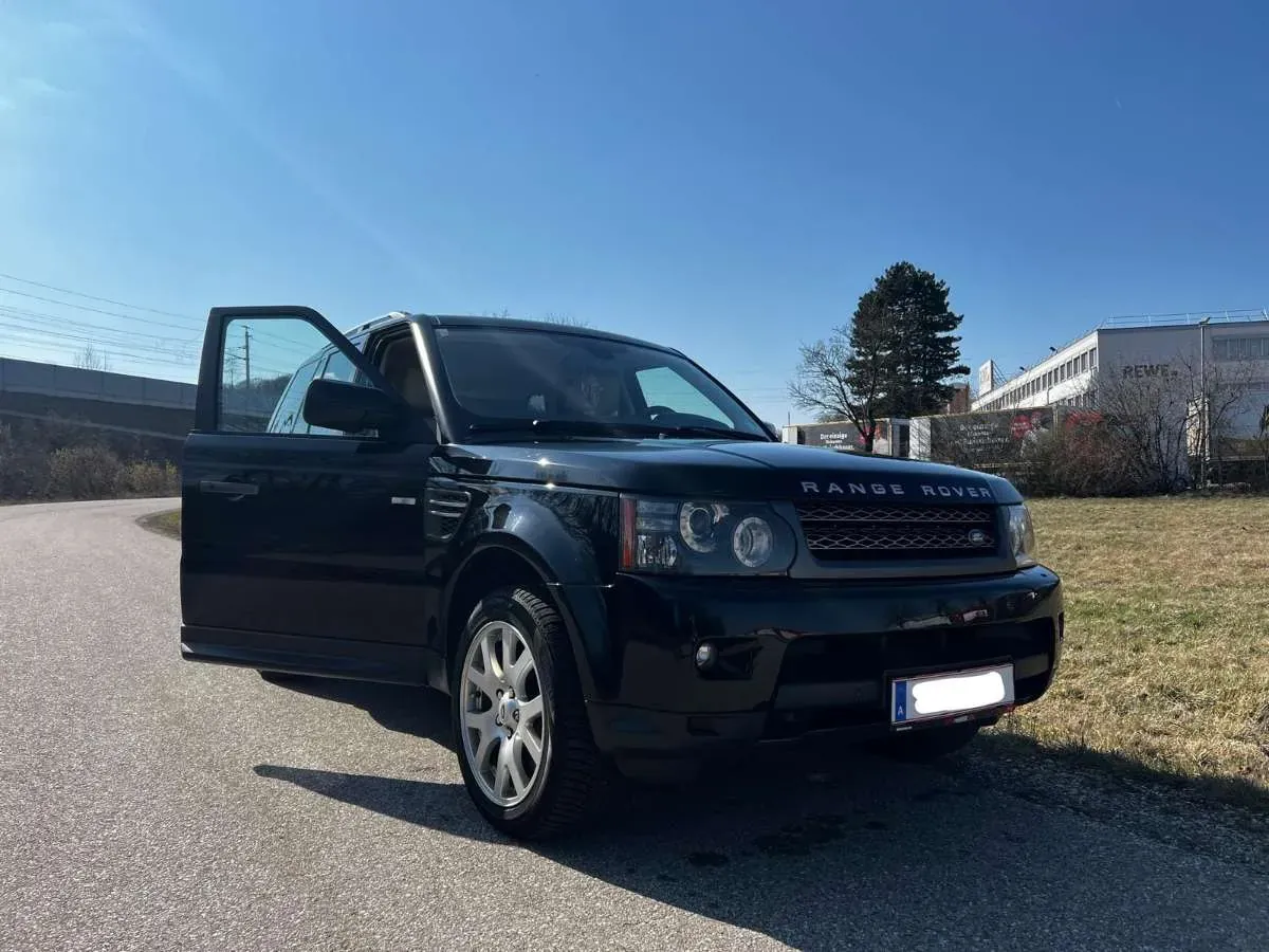 Land Rover Range Rover Sport 2011 photo 3