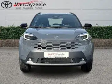 Toyota Yaris Cross photo 2