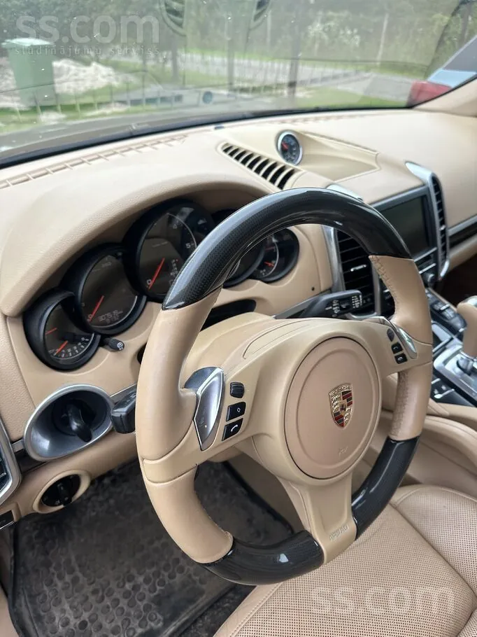 Porsche Cayenne 2013 photo 3