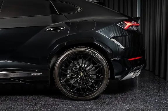 Lamborghini Urus 2026 photo 4