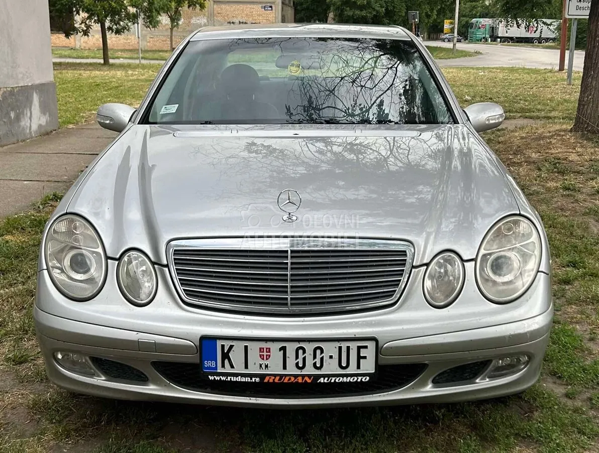 Mercedes-Benz E 220