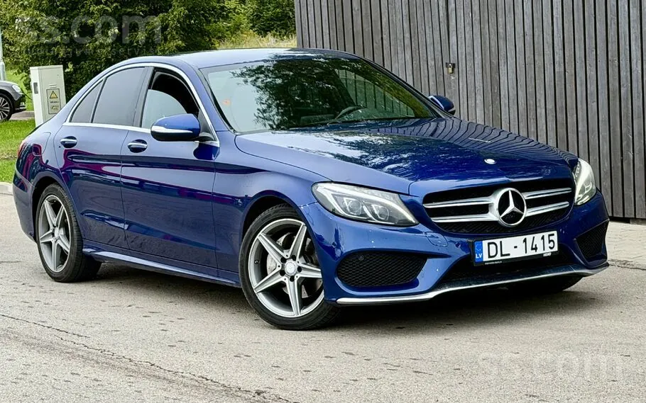Mercedes-Benz C220