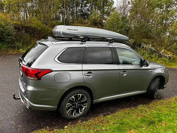 Mitsubishi Outlander 2017 photo 3