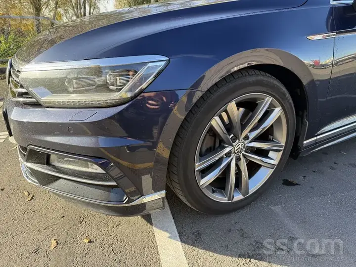 Volkswagen Passat B8 2017 photo 5
