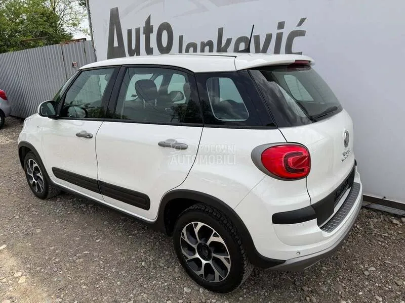 Fiat 500L 2022 photo 2