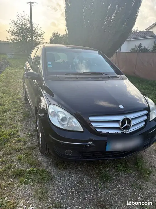 Mercedes-Benz B-Class 2008 photo 2