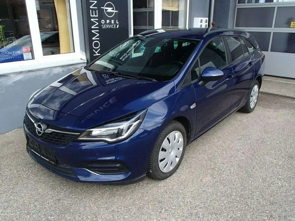 Opel Astra 2020 photo 2