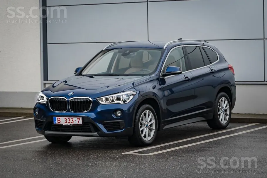 BMW X1