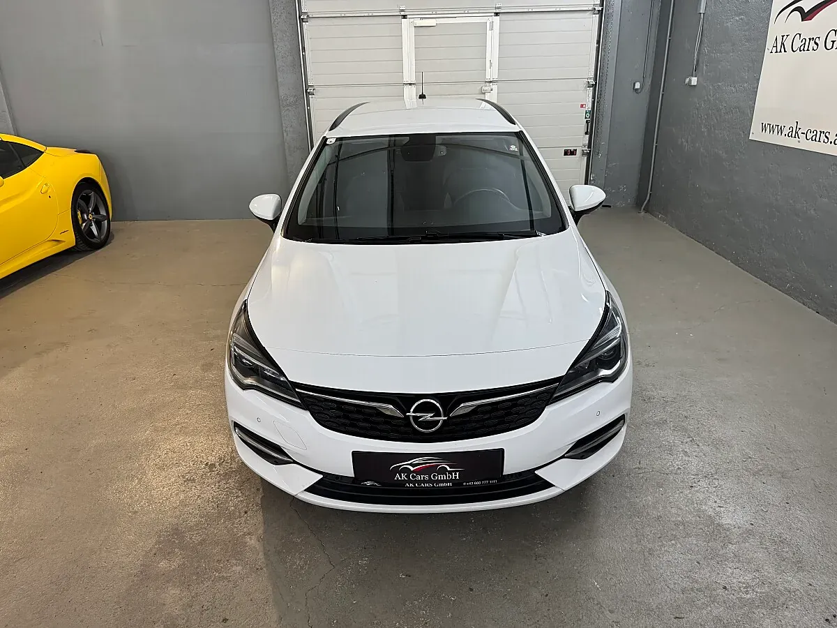 Opel Astra 2020 photo 3