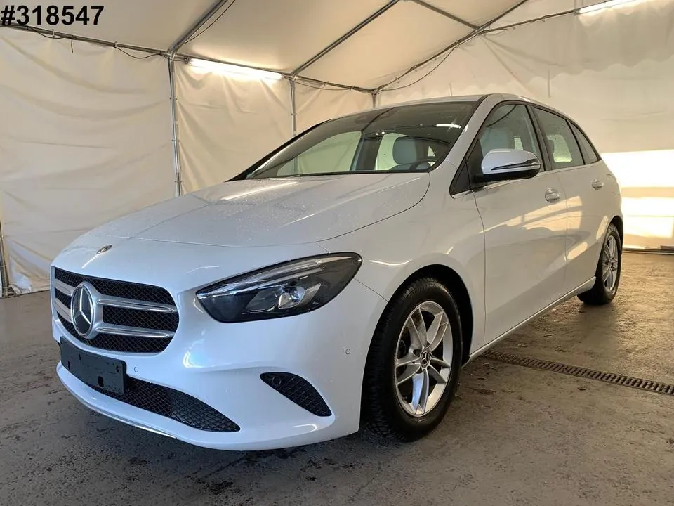 Mercedes-Benz B 200