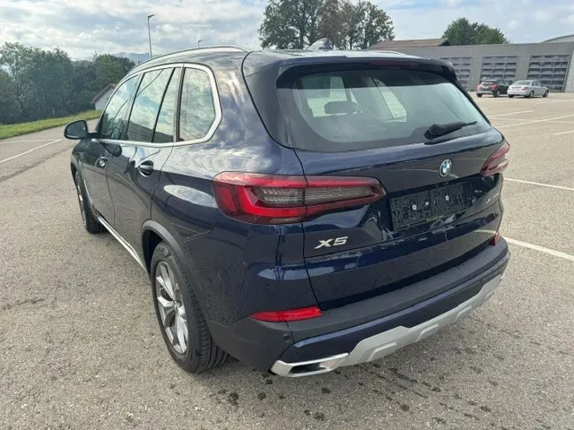 BMW X5 2022 photo 3