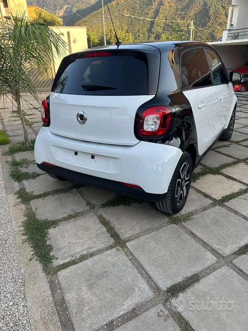 Smart Forfour 2016 photo 3