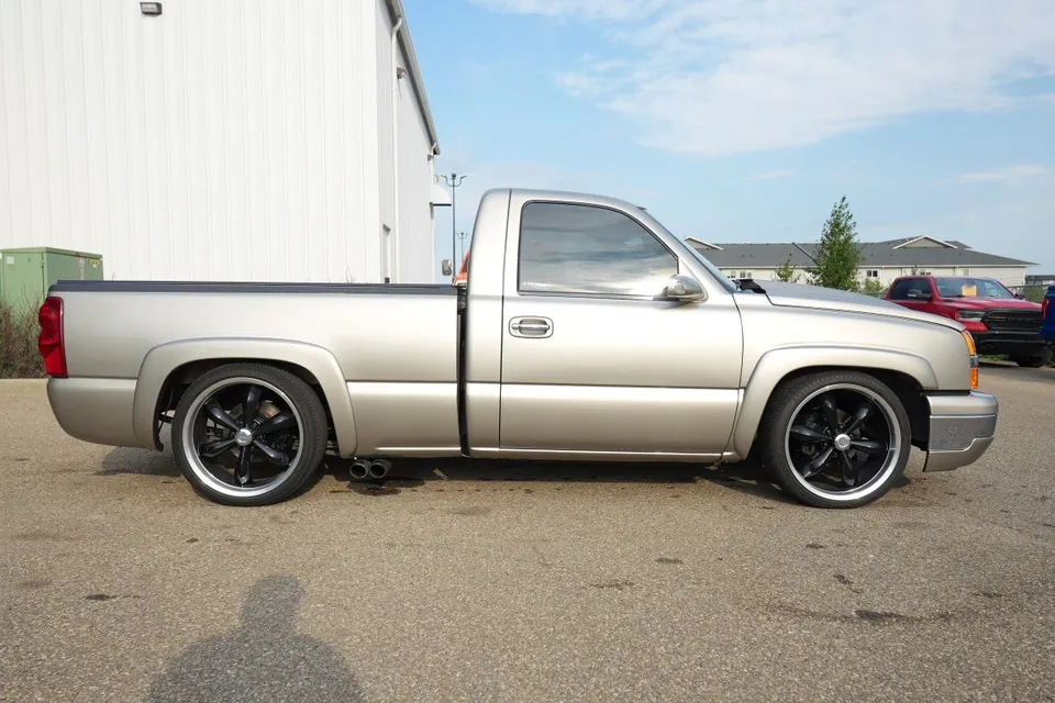 Chevrolet Silverado 2003 photo 4