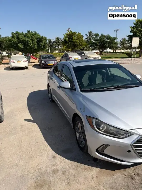 Hyundai Elantra 2017 photo 2