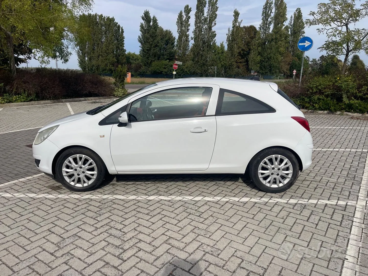 Opel Corsa 2009 photo 3