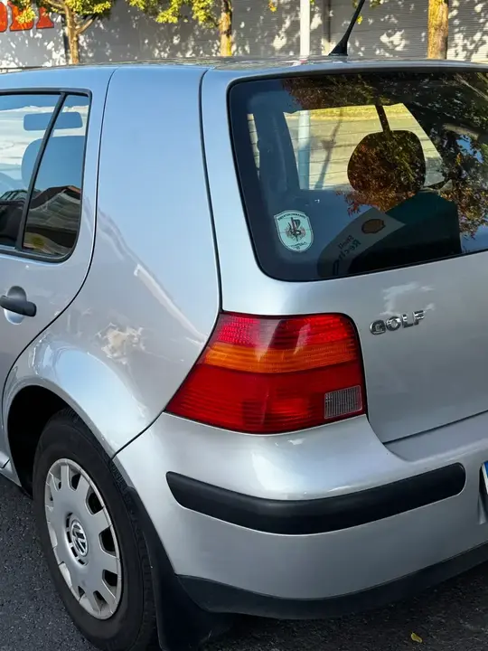 Volkswagen Golf 2002 photo 3