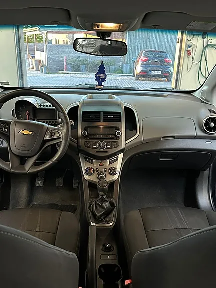 Chevrolet Aveo 2011 photo 5
