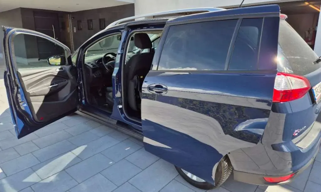 Ford C-Max 2017 photo 2