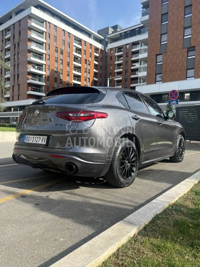 Alfa Romeo Stelvio 2020 photo 4