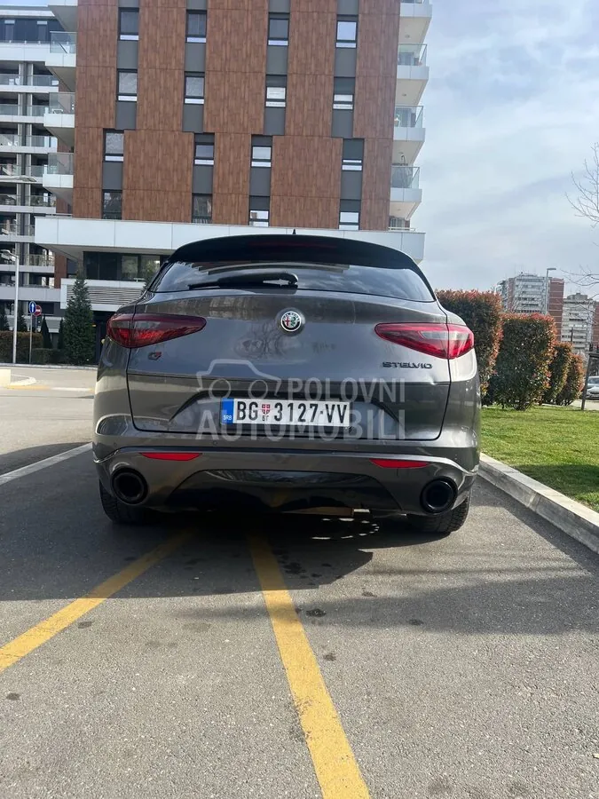 Alfa Romeo Stelvio 2020 photo 5