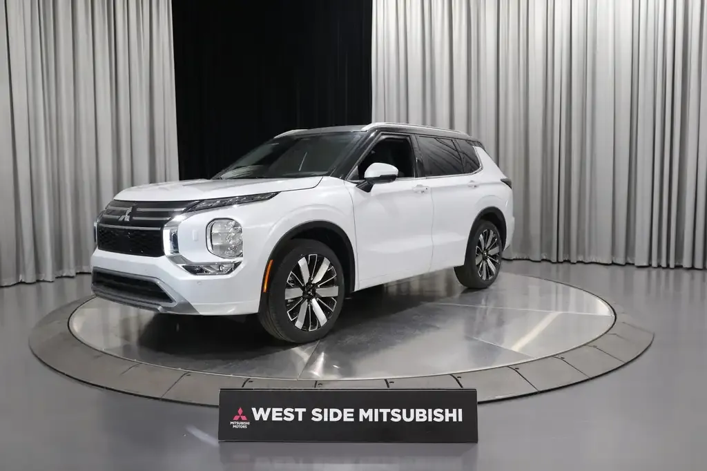 Mitsubishi Outlander 2026 photo 3