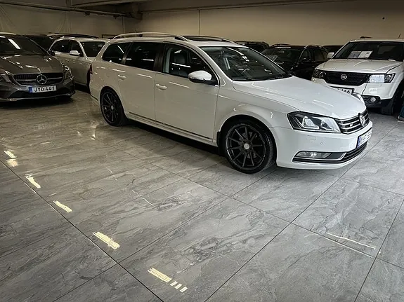 Volkswagen Passat 2014 photo 2