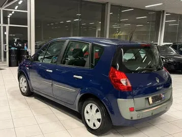 Renault Scenic 2009 photo 2