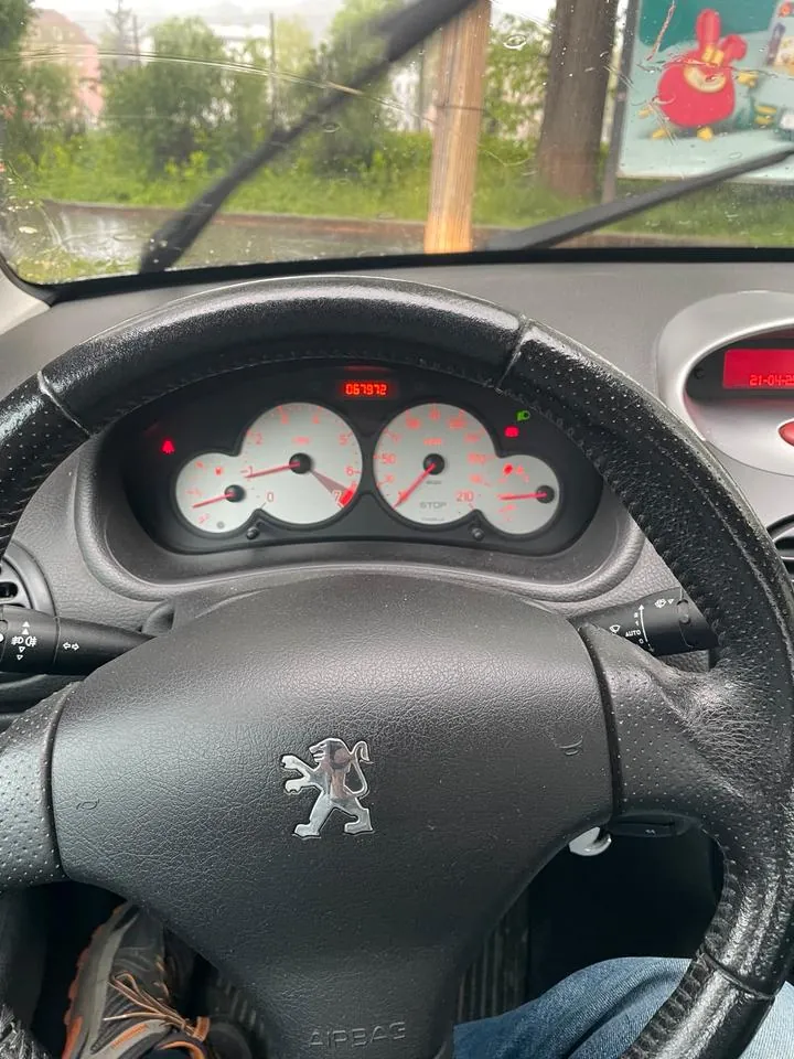 Peugeot 206