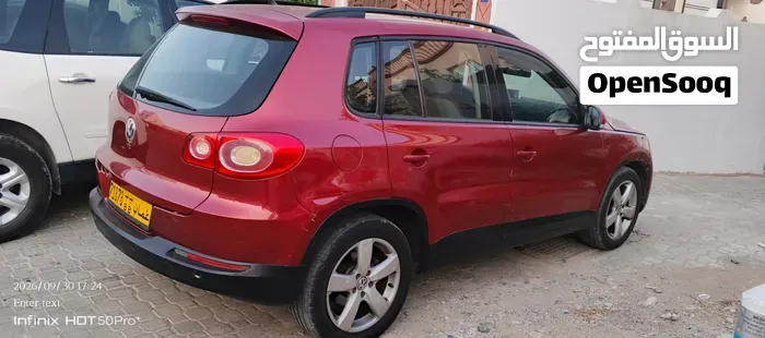 Volkswagen Tiguan 2011 photo 2