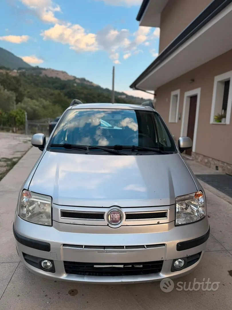 Fiat Panda 2011 photo 2