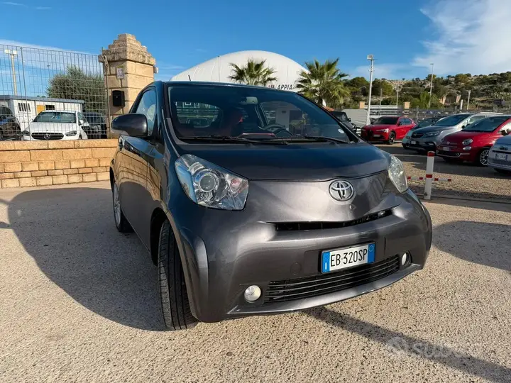 Toyota Iq 2010 photo 3