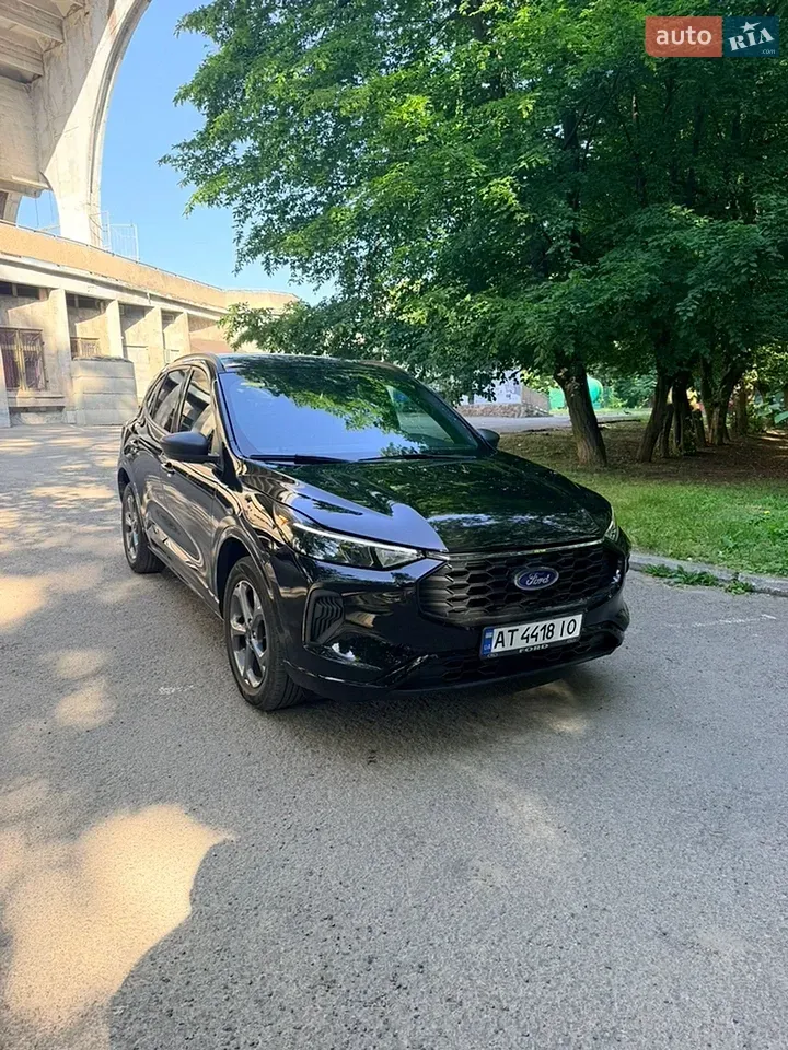 Ford Escape 2024 photo 2